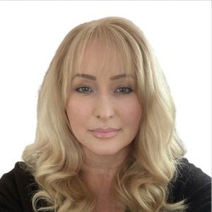 Meet your Posher, Eva